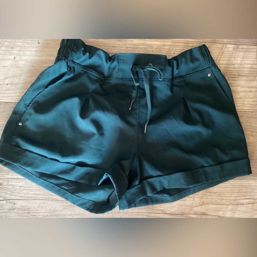 Athletic Tie Waist Shorts - forest green